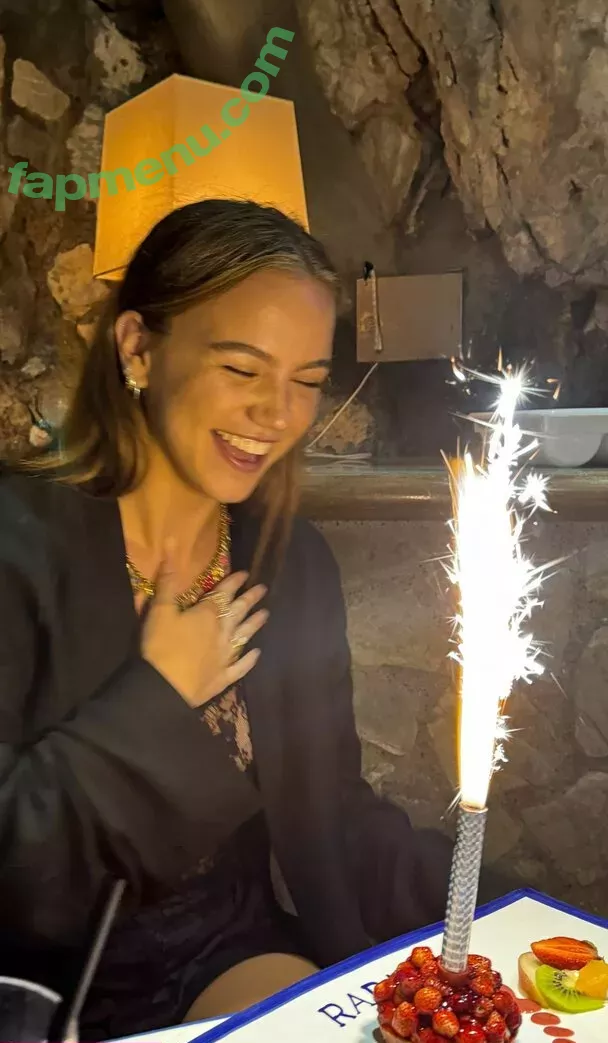 Emma Brooks nude photo #1427 (emma_brooks / emmabrooks / emmabrooksmcallister)