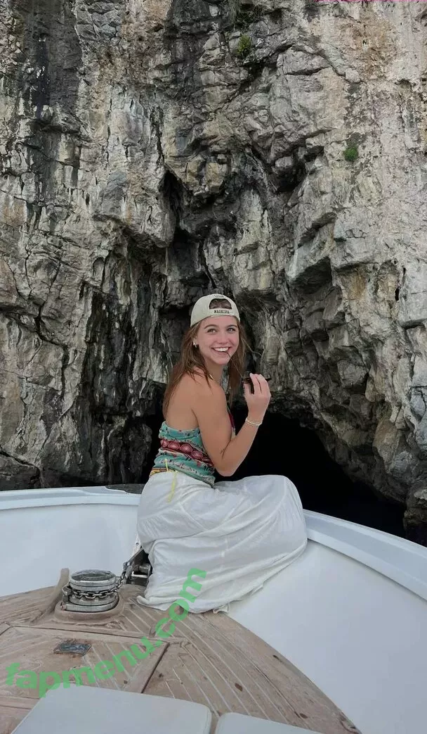 Emma Brooks nude photo #1434 (emma_brooks / emmabrooks / emmabrooksmcallister)