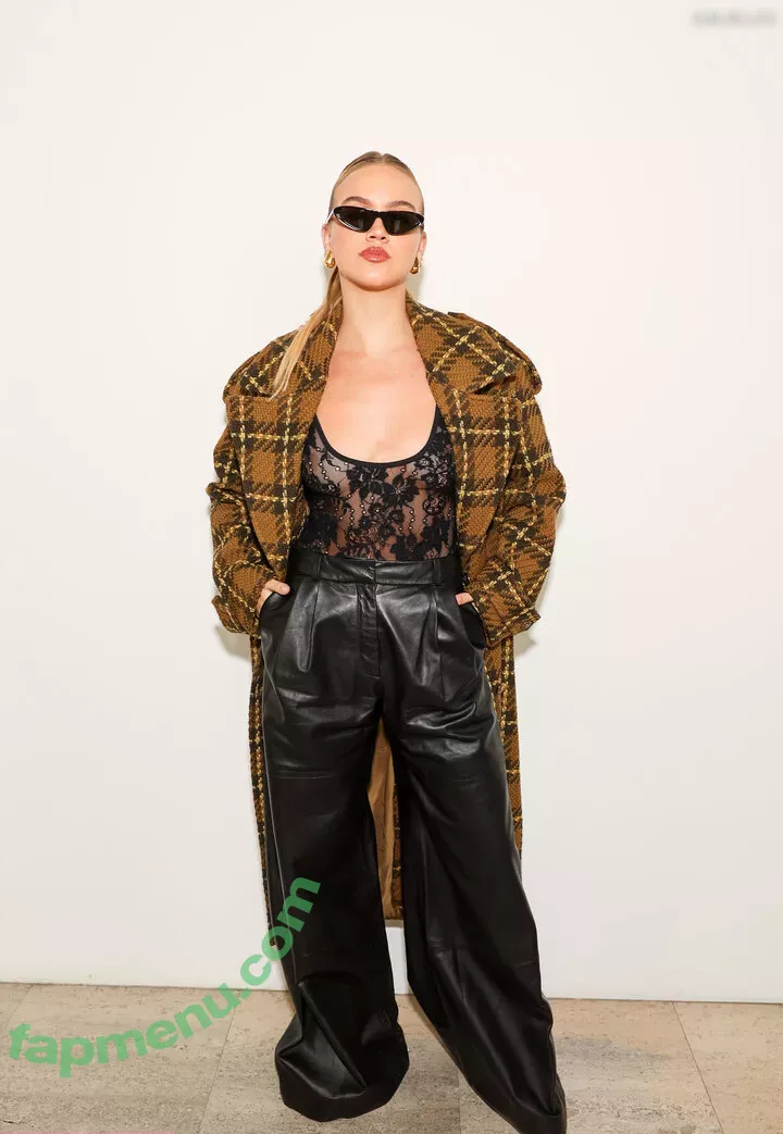 Emma Brooks nude photo #1506 (emma_brooks / emmabrooks / emmabrooksmcallister)