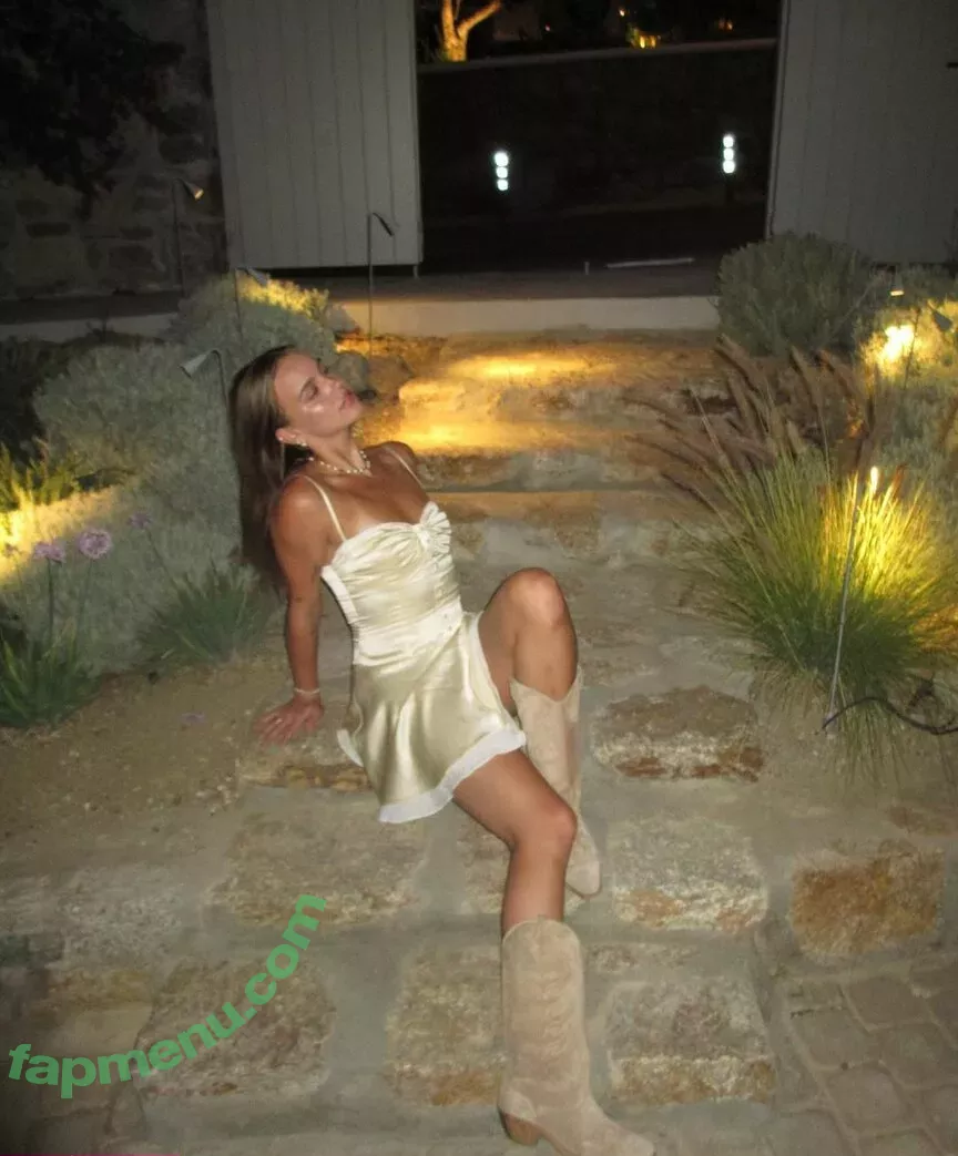 Emma Brooks nude photo #1530 (emma_brooks / emmabrooks / emmabrooksmcallister)