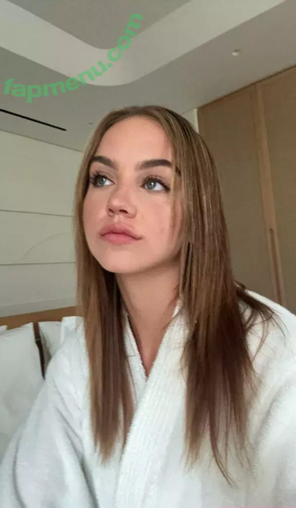 Emma Brooks nude photo #1549 (emma_brooks / emmabrooks / emmabrooksmcallister)