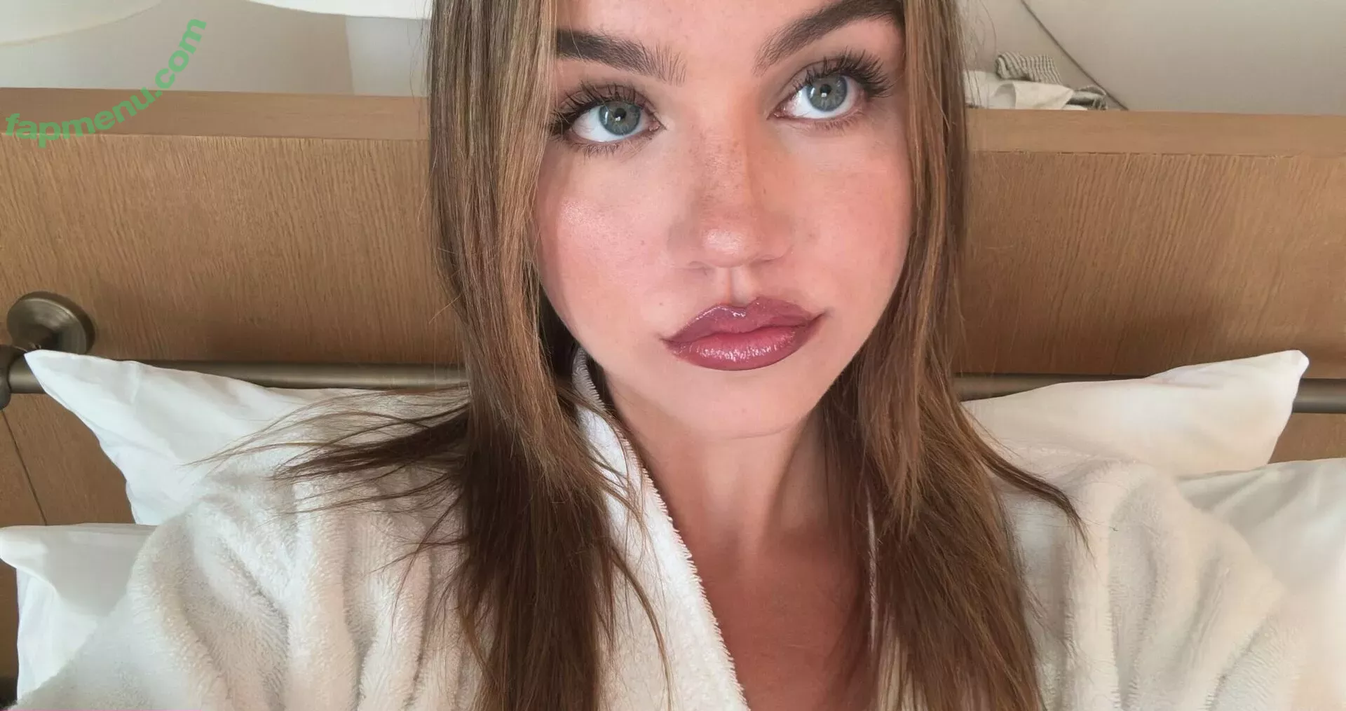 Emma Brooks nude photo #1555 (emma_brooks / emmabrooks / emmabrooksmcallister)