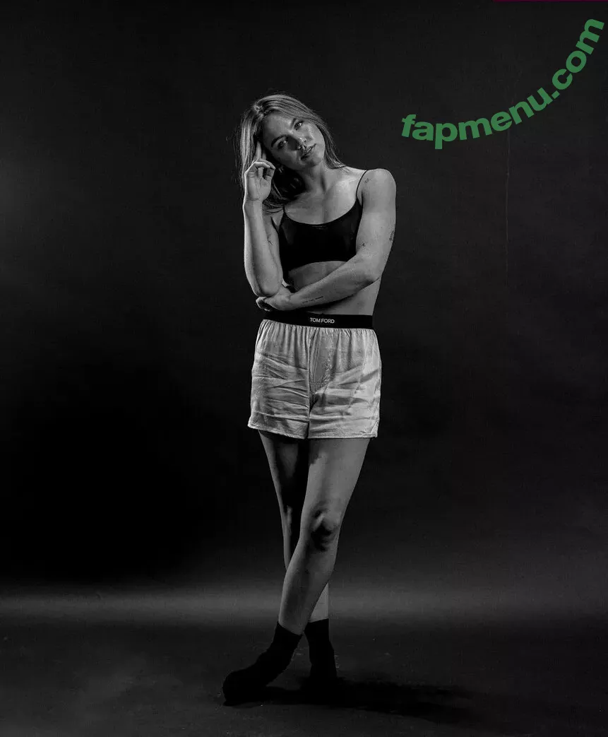 Emma Brooks nude photo #1593 (emma_brooks / emmabrooks / emmabrooksmcallister)