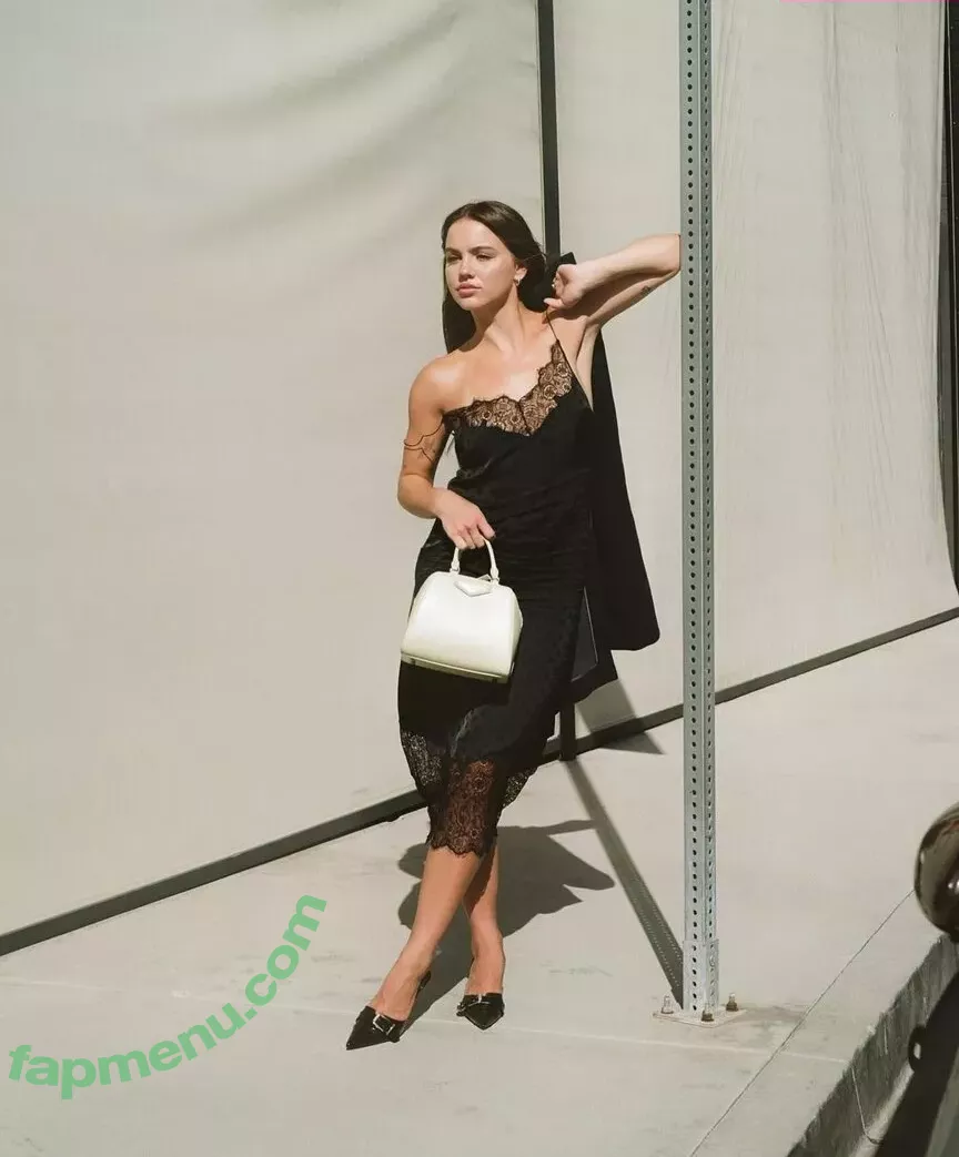 Emma Brooks nude photo #1716 (emma_brooks / emmabrooks / emmabrooksmcallister)