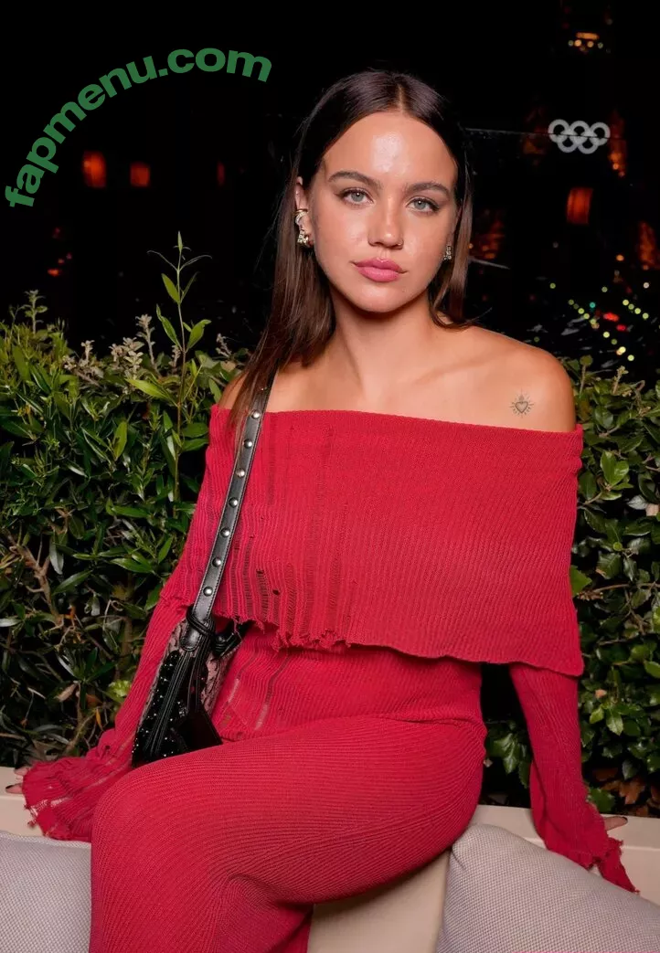 Emma Brooks nude photo #1720 (emma_brooks / emmabrooks / emmabrooksmcallister)