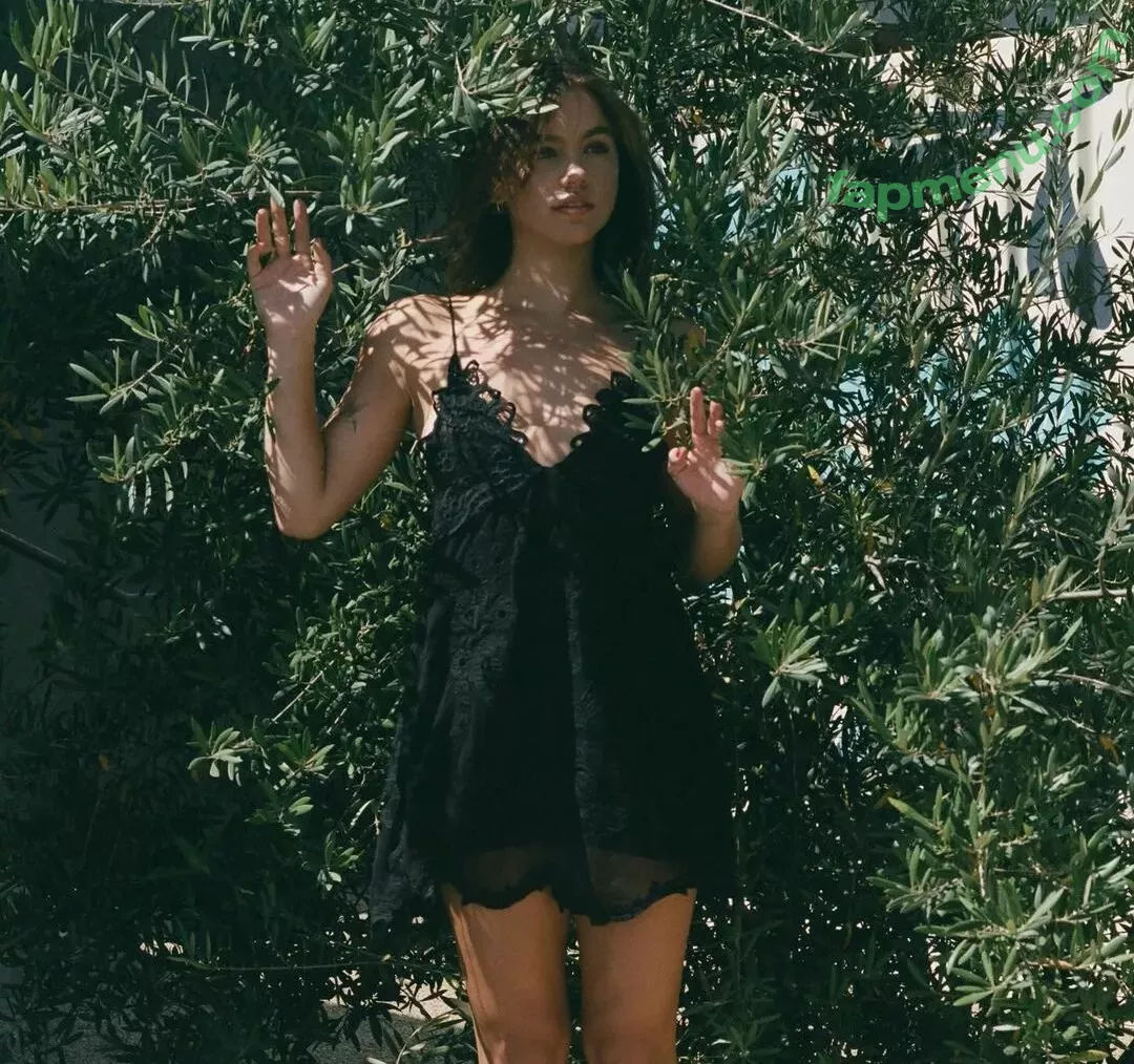 Emma Brooks nude photo #1889 (emma_brooks / emmabrooks / emmabrooksmcallister)