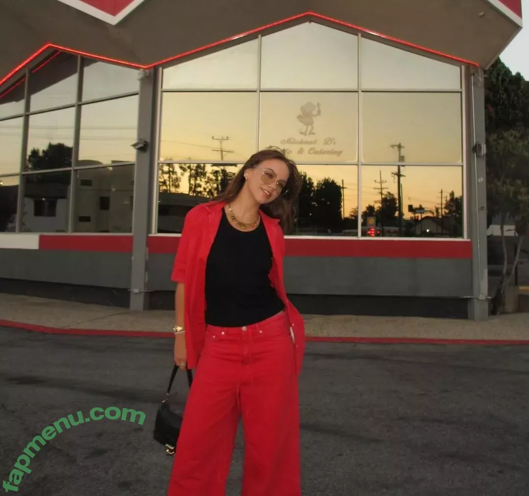 Emma Brooks nude photo #1904 (emma_brooks / emmabrooks / emmabrooksmcallister)