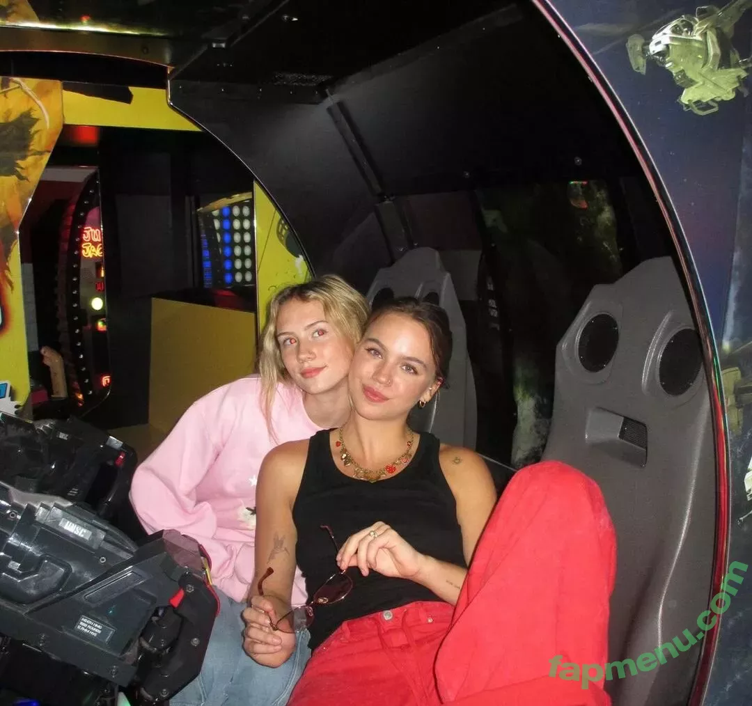 Emma Brooks nude photo #1905 (emma_brooks / emmabrooks / emmabrooksmcallister)