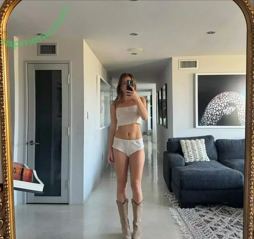 Emma Brooks nude photo #1912 (emma_brooks / emmabrooks / emmabrooksmcallister)