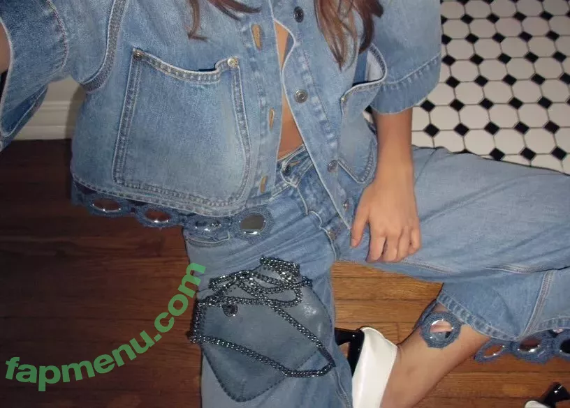 Emma Brooks nude photo #1916 (emma_brooks / emmabrooks / emmabrooksmcallister)