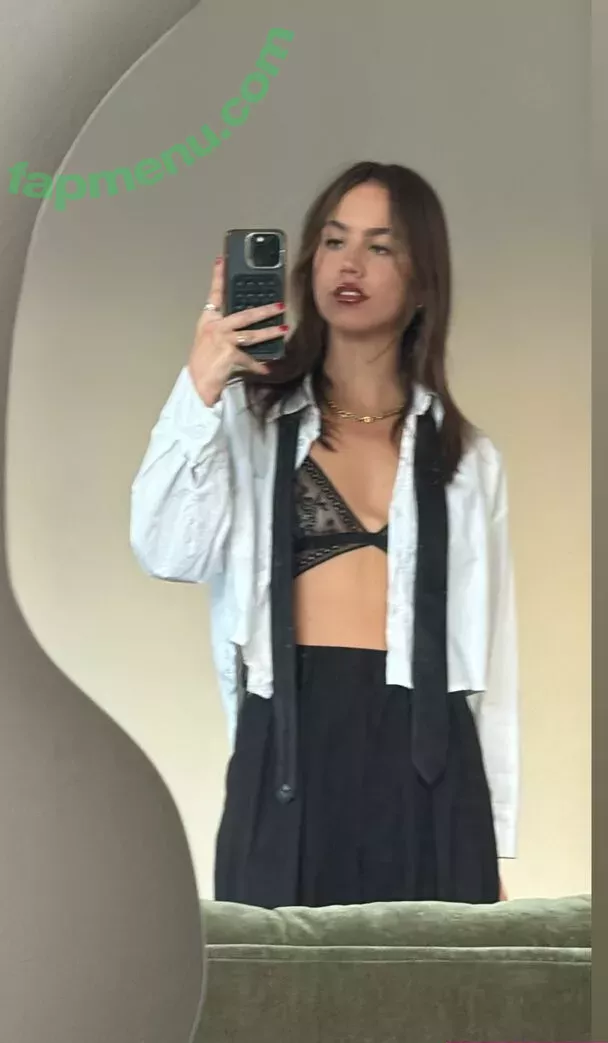 Emma Brooks nude photo #1937 (emma_brooks / emmabrooks / emmabrooksmcallister)