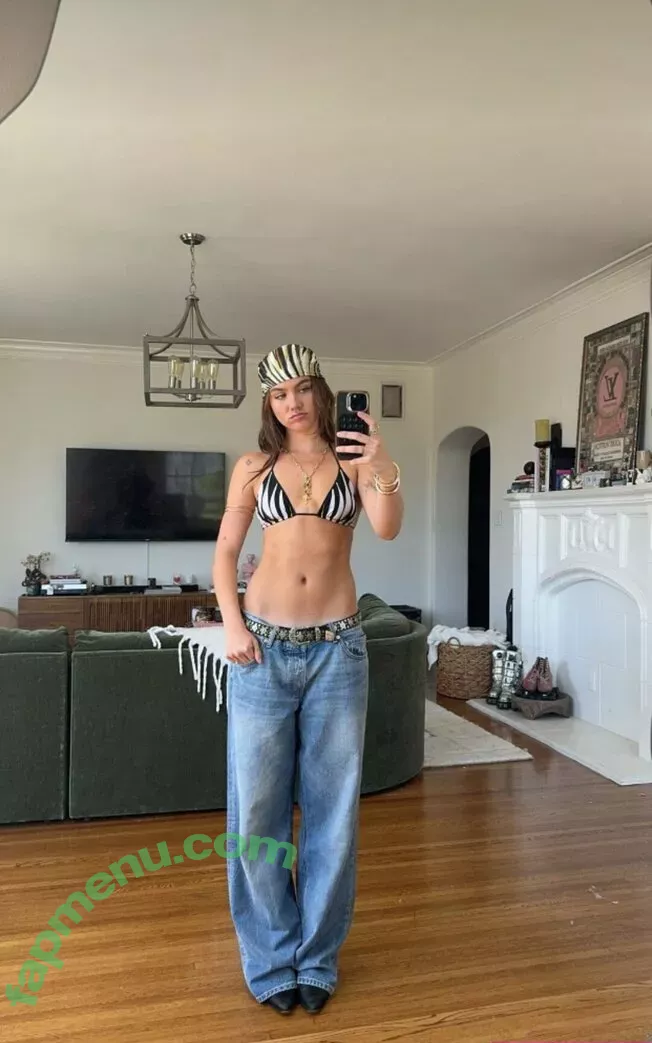 Emma Brooks nude photo #1941 (emma_brooks / emmabrooks / emmabrooksmcallister)