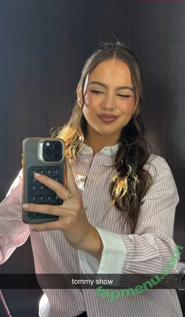 Emma Brooks nude photo #1992 (emma_brooks / emmabrooks / emmabrooksmcallister)