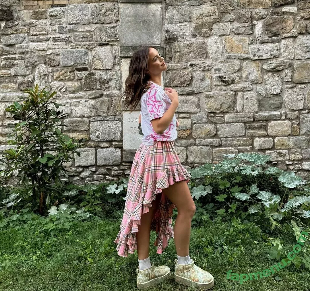 Emma Brooks nude photo #1998 (emma_brooks / emmabrooks / emmabrooksmcallister)