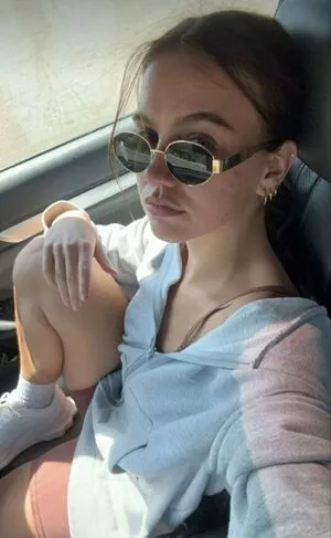 Emma Brooks / emma_brooks / emmabrooks / emmabrooksmcallister nude photo #2071