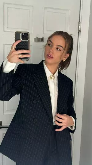 Emma Brooks / emma_brooks / emmabrooks / emmabrooksmcallister nude photo #2094