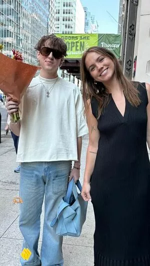 Emma Brooks / emma_brooks / emmabrooks / emmabrooksmcallister nude photo #2095