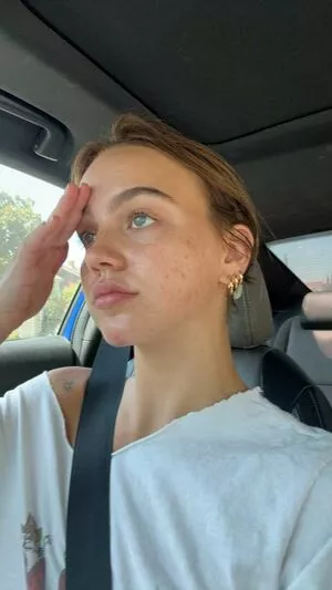 Emma Brooks / emma_brooks / emmabrooks / emmabrooksmcallister nude photo #2120