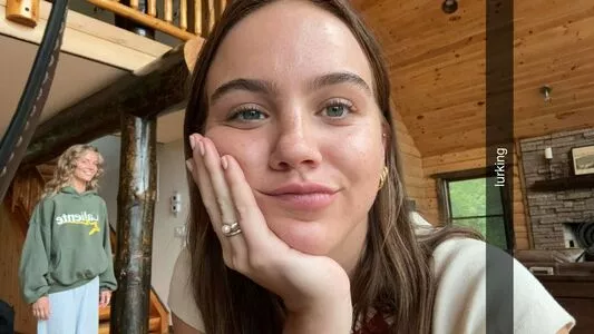 Emma Brooks / emma_brooks / emmabrooks / emmabrooksmcallister nude photo #2123