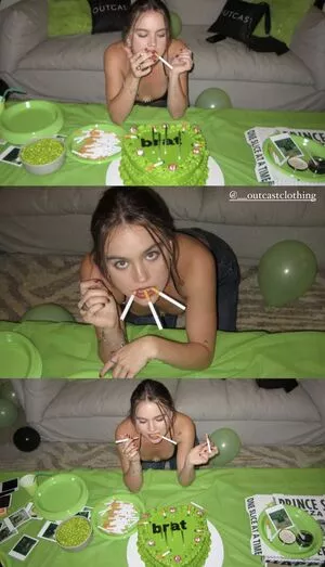 Emma Brooks / emma_brooks / emmabrooks / emmabrooksmcallister nude photo #2127