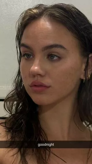 Emma Brooks / emma_brooks / emmabrooks / emmabrooksmcallister nude photo #2178