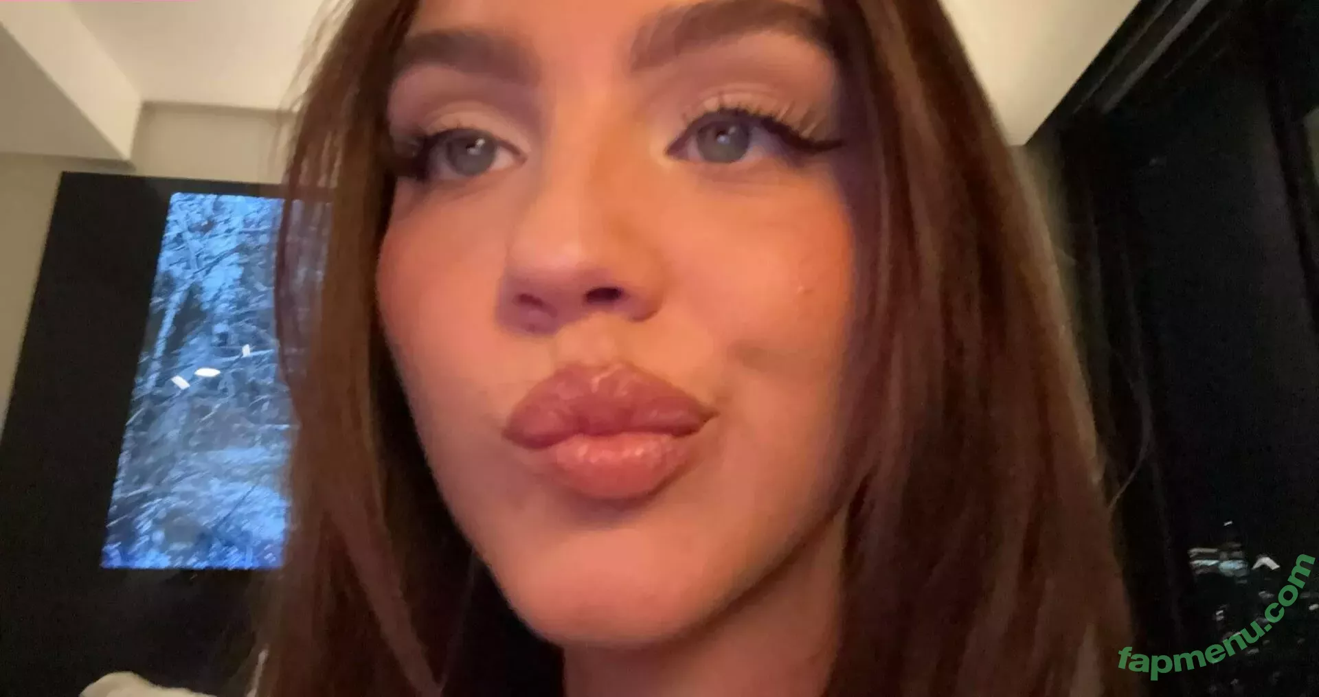 Emma Brooks nude photo #2001 (emma_brooks / emmabrooks / emmabrooksmcallister)