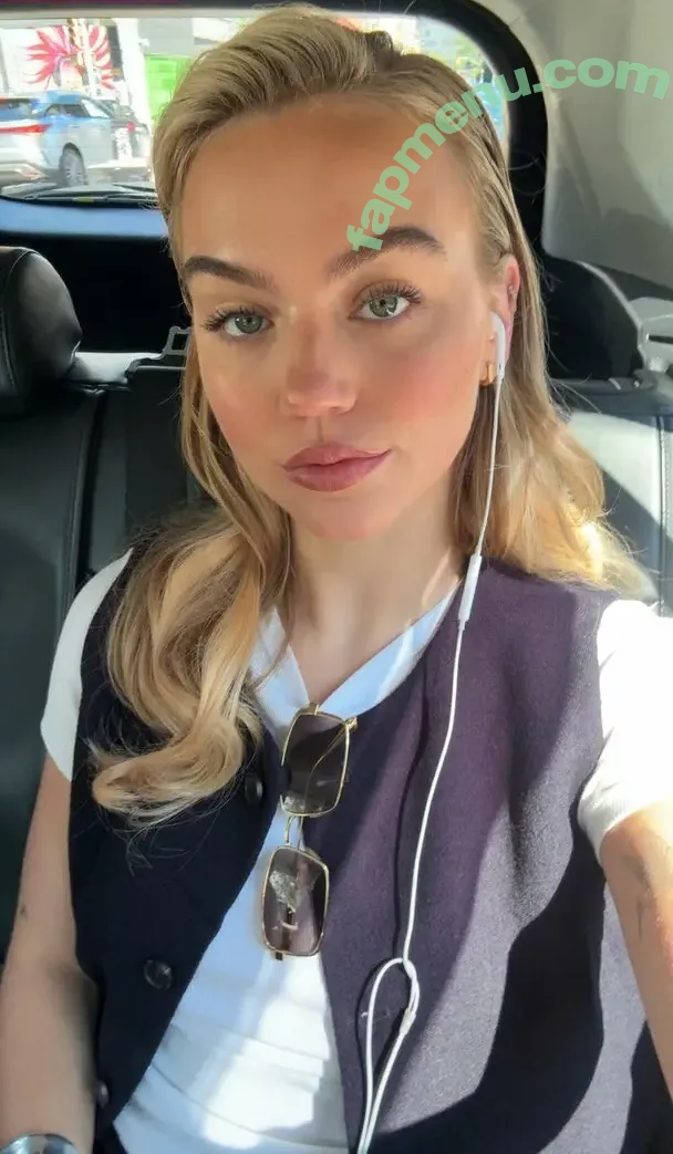 Emma Brooks nude photo #2795 (emma_brooks / emmabrooks / emmabrooksmcallister)