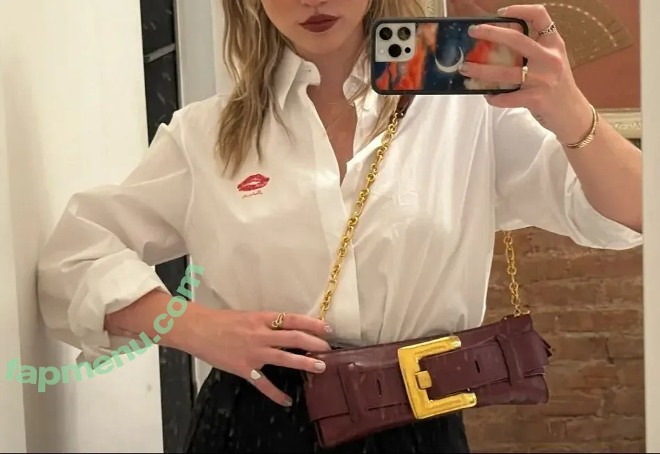 Emma Brooks nude photo #2802 (emma_brooks / emmabrooks)