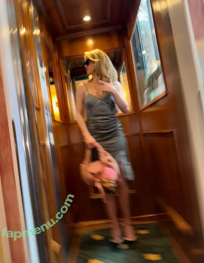 Emma Brooks nude photo #2828 (emma_brooks / emmabrooks)