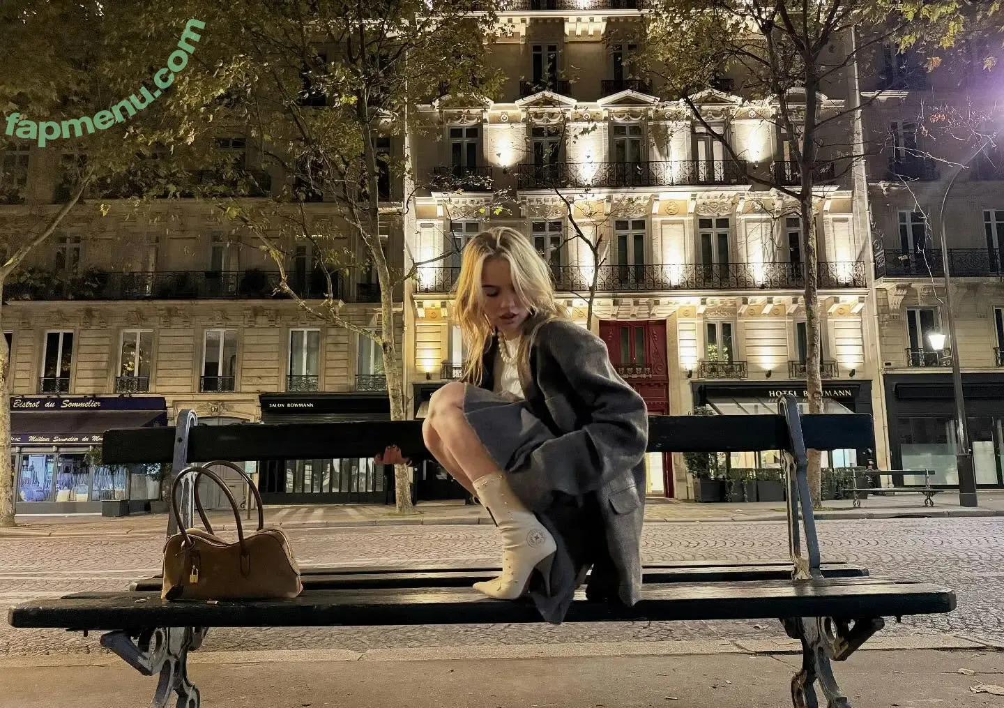 Emma Brooks nude photo #2875 (emma_brooks / emmabrooks)