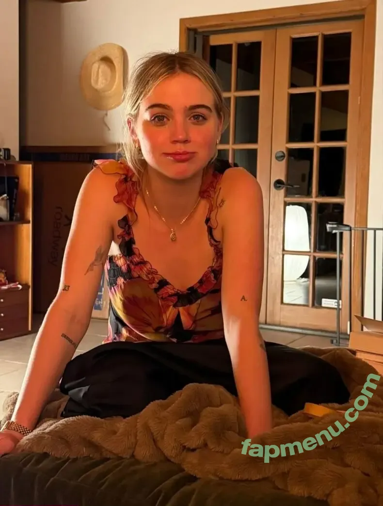 Emma Brooks nude photo #2936 (emma_brooks / emmabrooks)