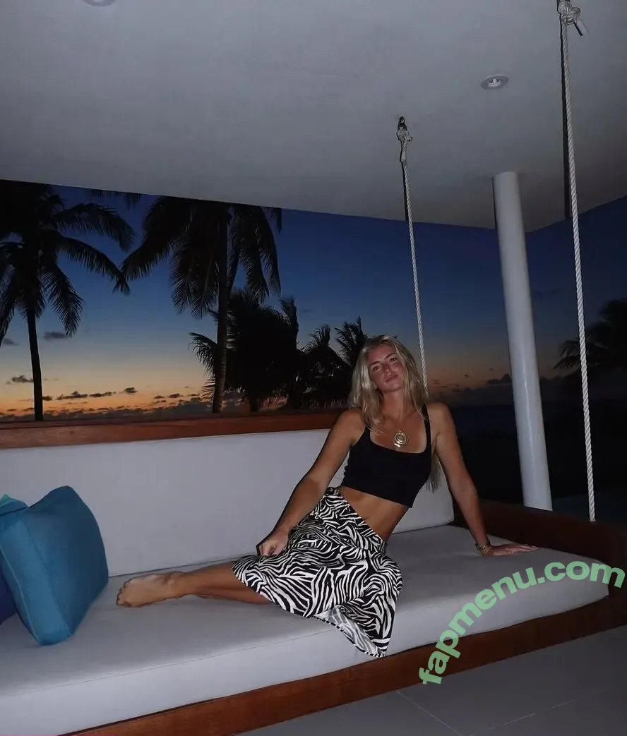 Emma Burnze nude photo #0087 (emmaburnze / emmacamile)