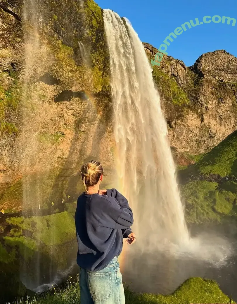 Emma Burnze nude photo #0099 (emmaburnze / emmacamile)