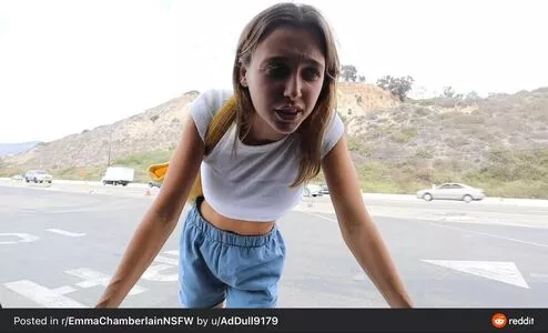 Emma Chamberlain / emmachamberlain nude photo #0106
