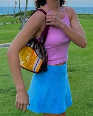 Emma Chamberlain / emmachamberlain nude photo #0144