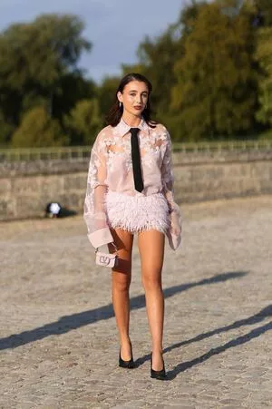 Emma Chamberlain / emmachamberlain nude photo #0154