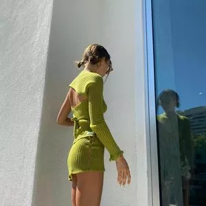 Emma Chamberlain / emmachamberlain nude photo #0223