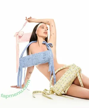 Emma Chamberlain / emmachamberlain nude photo #0566