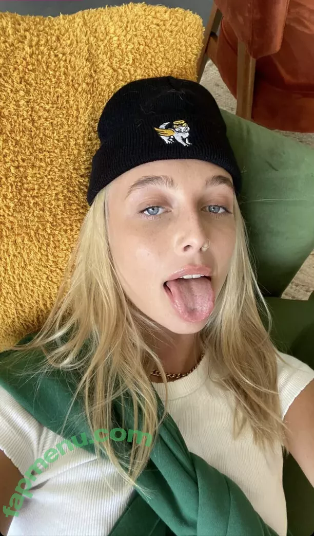Emma Chamberlain nude photo #0017 (emmachamberlain)