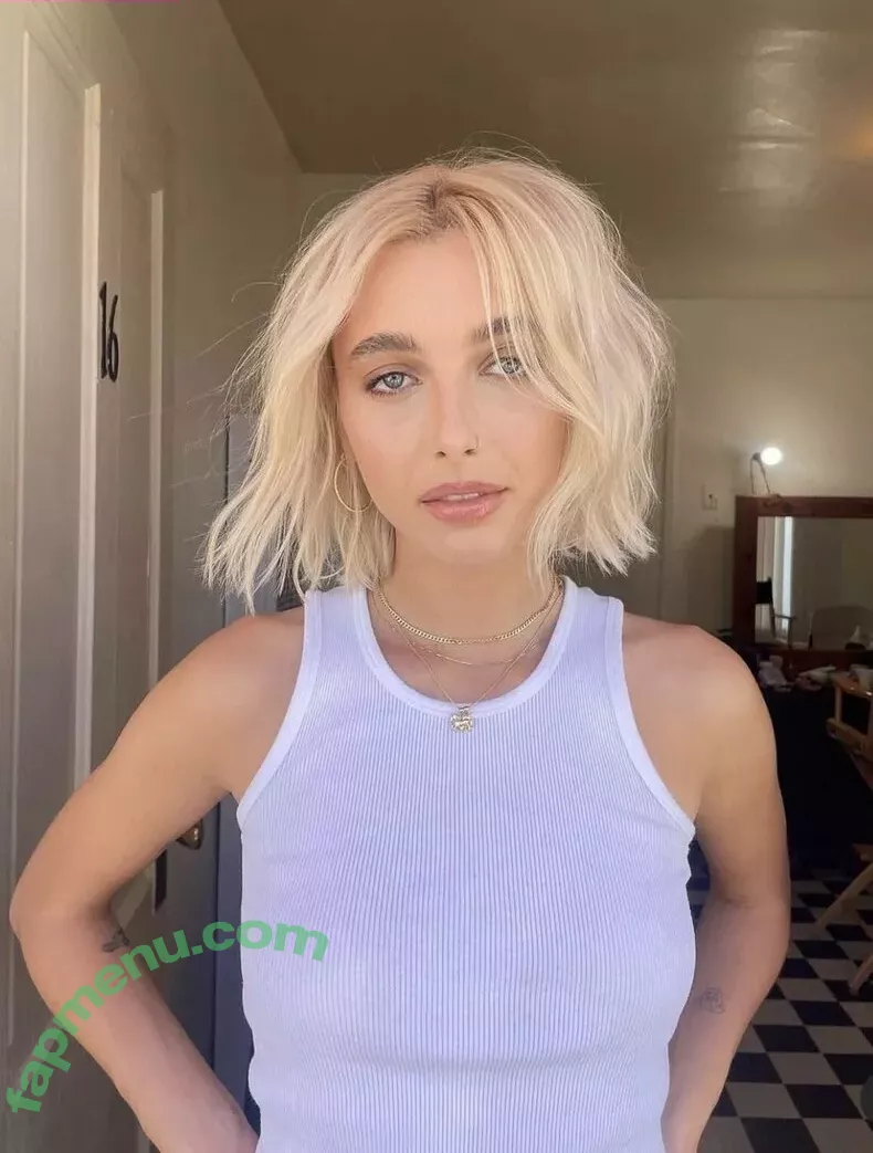 Emma Chamberlain nude photo #0070 (emmachamberlain)