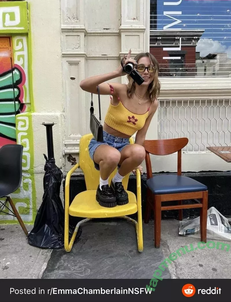 Emma Chamberlain nude photo #0116 (emmachamberlain)