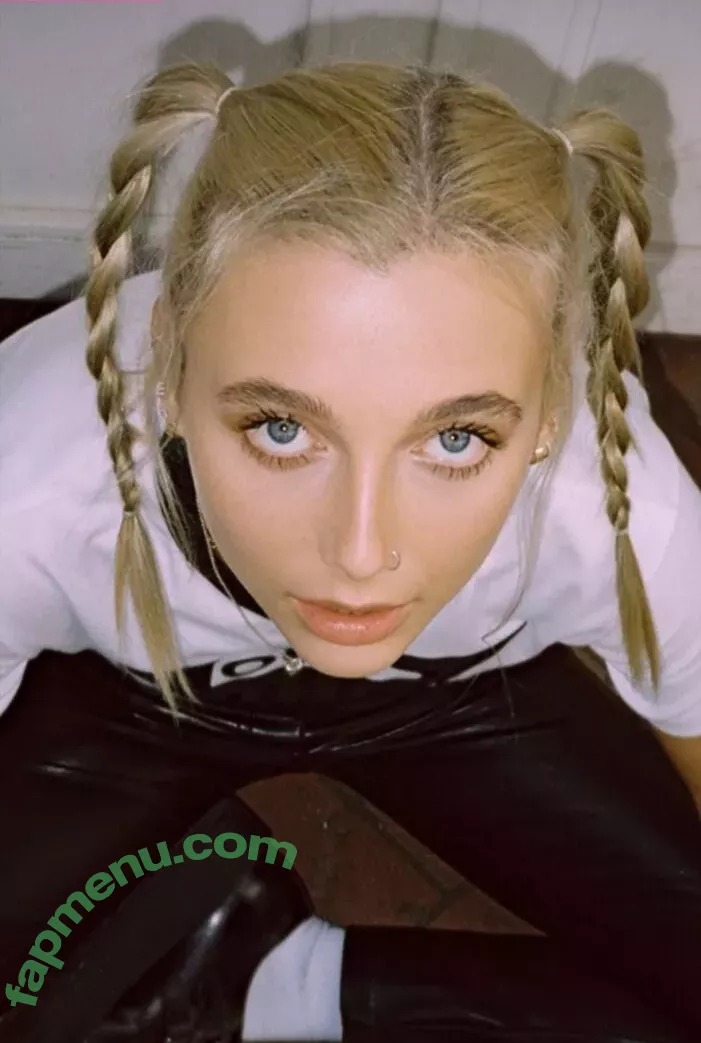 Emma Chamberlain nude photo #0142 (emmachamberlain)
