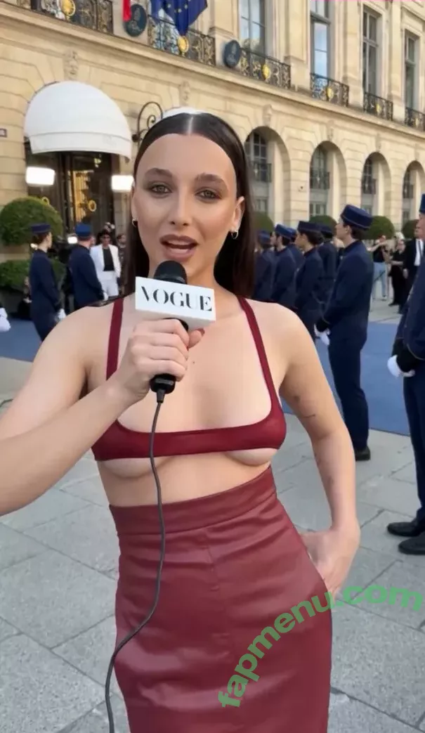 Emma Chamberlain nude photo #0270 (emmachamberlain)