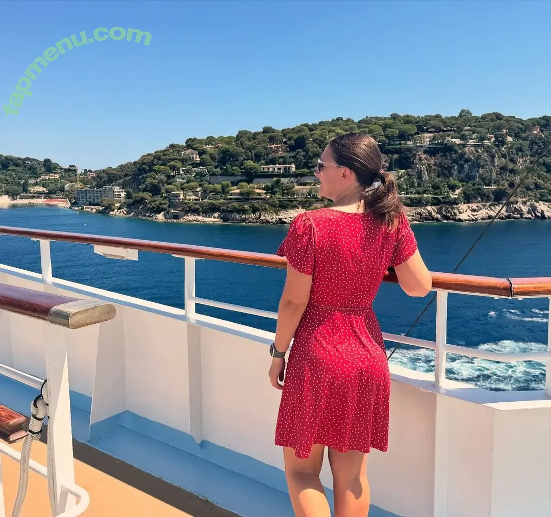 Emma Cruises nude photo #0016 (Emma Le Teace / emmacruises)