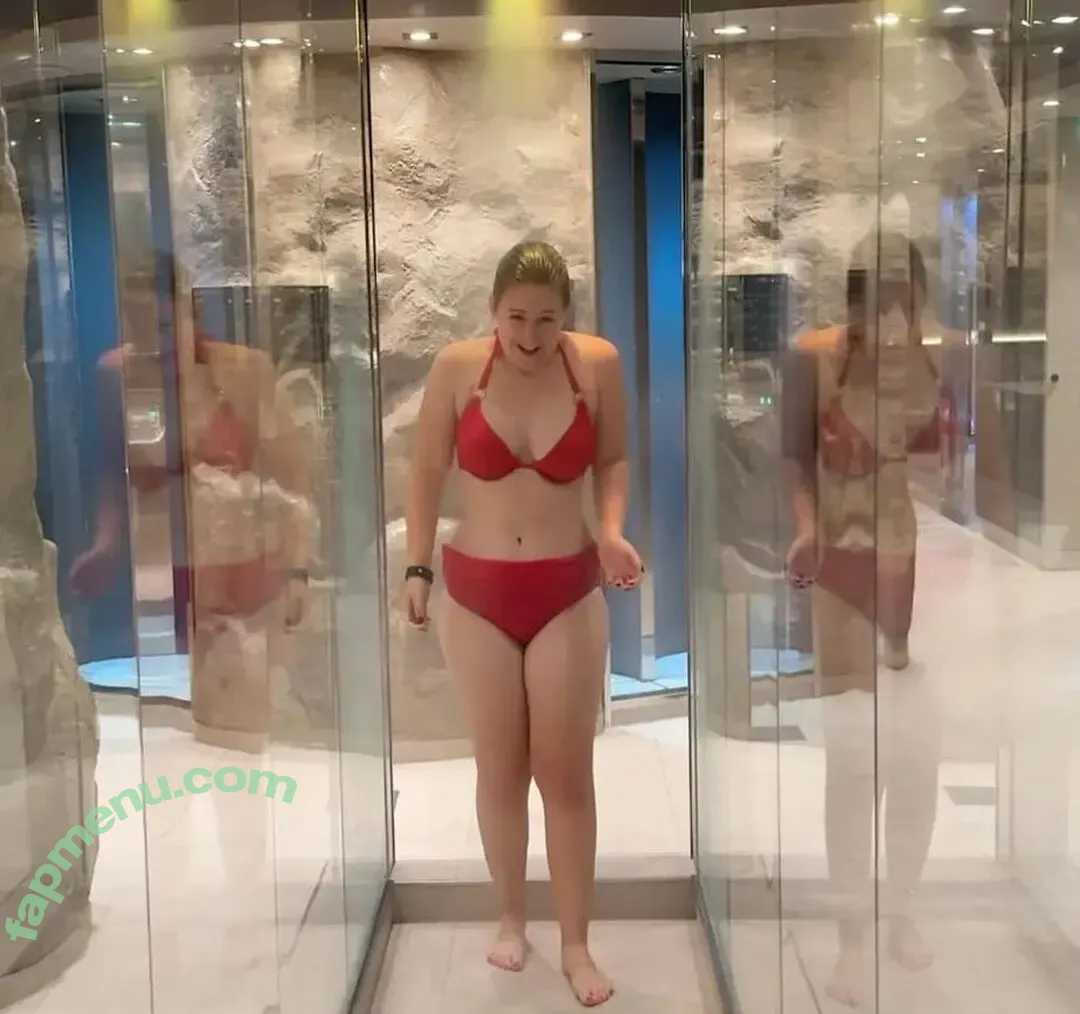 Emma Cruises nude photo #0021 (Emma Le Teace / emmacruises)