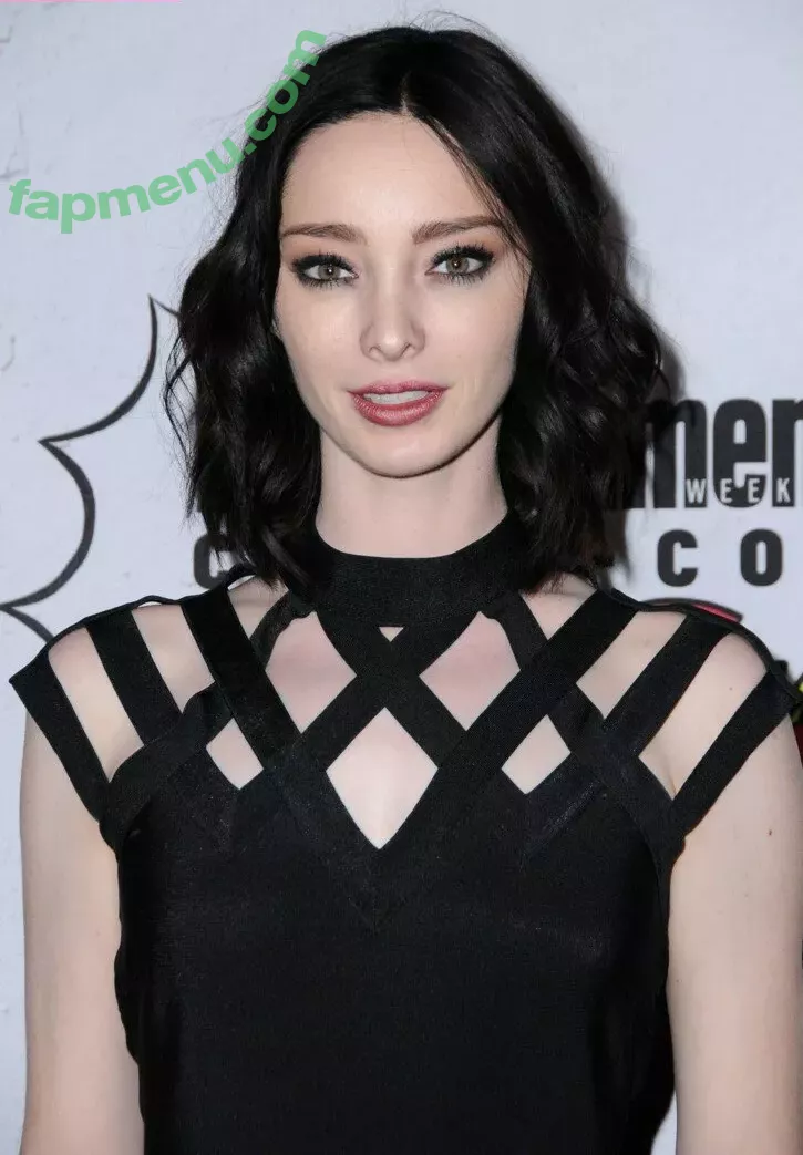 Emma Dumont nude photo #0038 (emmadumont)