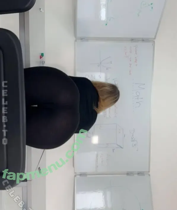 emma.em nude photo #0089 (emma.em)