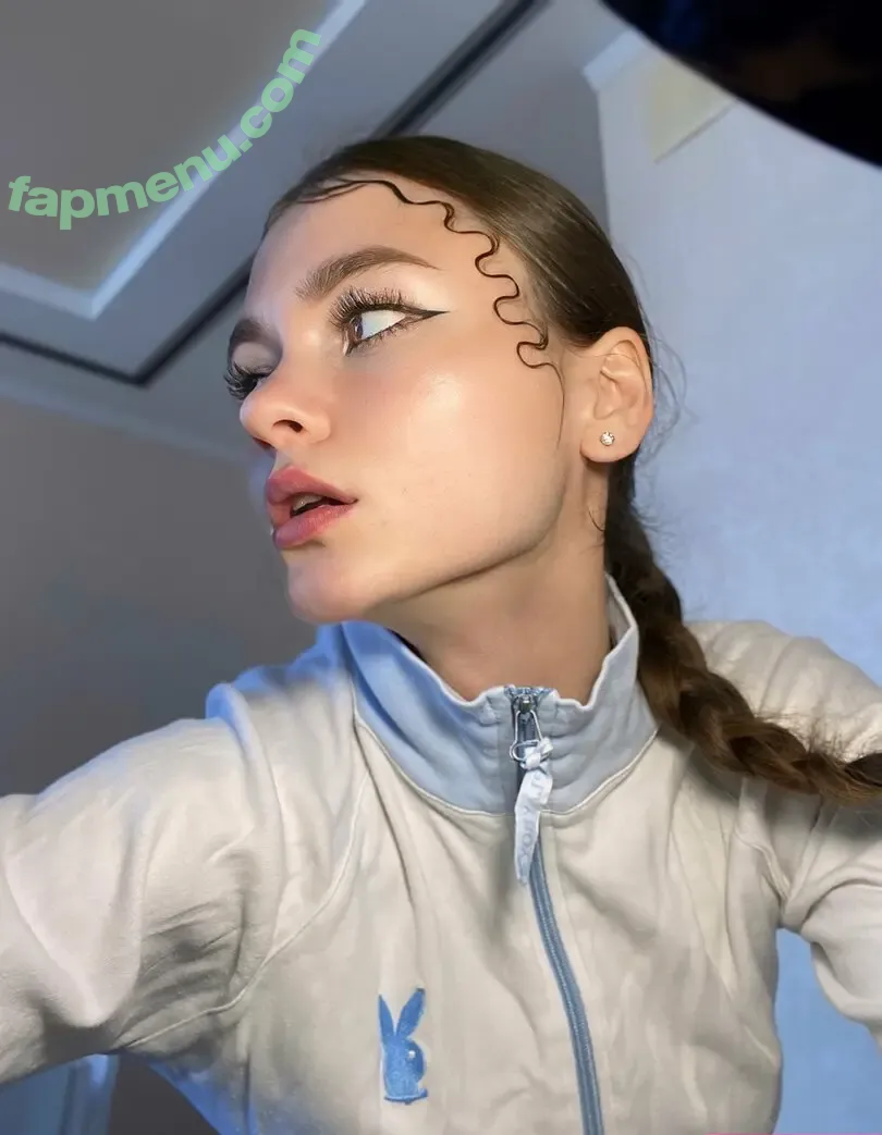 emma_emma nude photo #0003 (emma_emma.a)