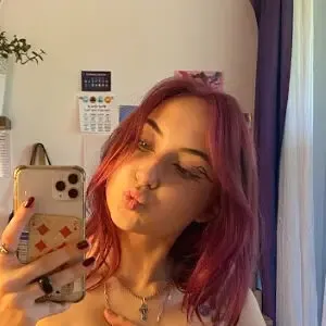 emma_hazee / xomaddykxo nude photo #0002