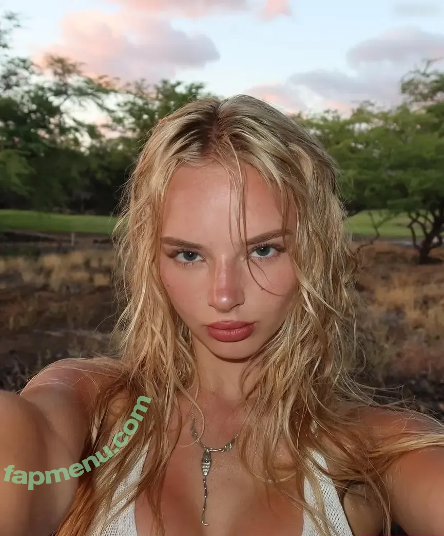 Emma Kaitalin nude photo #0093 (emma.kaitalin / emmakatalis)